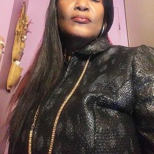 Meet your Posher, Marilyn